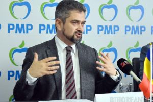 Theodor Paleologu, la Oradea: „Fără penali în funcţii publice nu e de-ajuns, fără proşti e cu adevărat un proiect de ţară”
