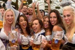 October night! Va curge berea la San Marco, vineri, 1 noiembrie