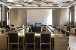 Prima şedinţă în sala modernizată