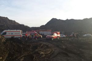 Cumplit! Victima decedată sub valul de pământ a fost decapitată de cupa excavatorului