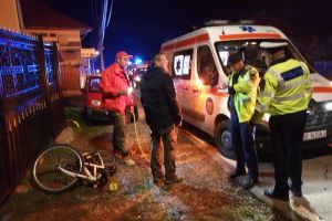 FOTO Accidentul de la Cârţişoara – O mamă şi fiul ei au murit
