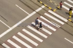 Zeci de pietoni sancţionaţi de poliţiştii rutieri botoşăneni, în urma unei acţiuni