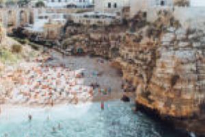 Petrece un sejur superb de toamnă în însorita Italie. Din Timişoara ajungi direct cu avionul în Apulia!