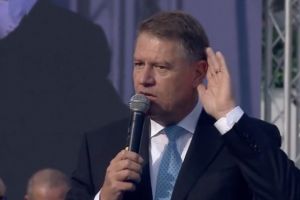 DOCUMENTE/ „Anticomunistul” Iohannis îndoctrina copiii cu ideologia comunistă în 1987