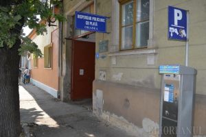 Primăria Oradea vinde la licitaţie fosta Policlinică cu Plată din strada George Enescu. Vezi cum arată! (FOTO)