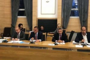 La Primăria Piteşti, puterea şi opoziţia şi-au dat mâna pentru Pădurea Trivale