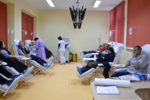 Reorganizări majore la Centrul Oncologic din Oradea: Pacienţii au la dispoziţie de trei ori mai mulţi medici pentru consultaţii, iar chimioterapia va fi făcută la pat, nu pe scaune