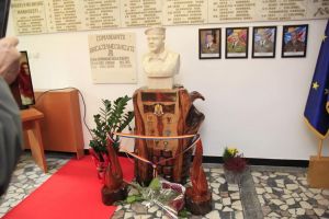 Constanta. Momente emotionante la Brigada 9 Mecanizata Marasesti. Bust in memoria generalului Adrian Soci 