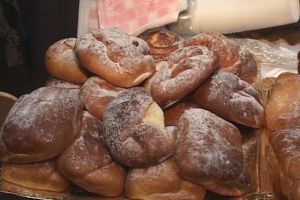 Sâmbătă sunt Moşii de toamnă. Tradiţii pentru spor şi sănătate