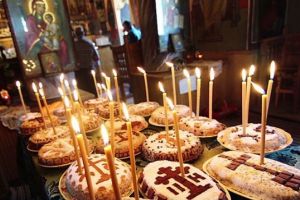 Moşii de toamnă – ziua în care se fac pomeniri pentru sufletele celor adormiţi