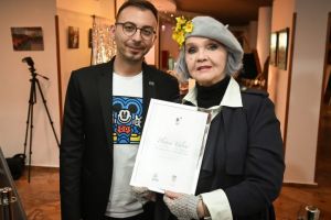 Margareta Pâslaru, primul Ambasador al Festivalului Tânăr de la Sibiu, recompensată cu „Platina Valorii”