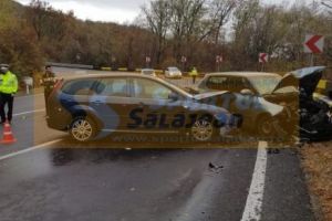 FOTO/VIDEO. Accident cu 5 răniţi pe Meseş. Maşină de Satu Mare, implicată