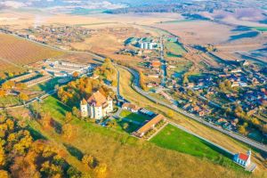 Foto/Video| Secretele de peste 400 de ani ale Castelului Bethlen-Haller din Cetatea de Baltă: donat, moştenit şi pierdut la cărţi