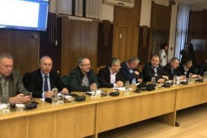 Dan Manu atacat şi din faţă, şi pe la spate! Acuzat de laşitate de colegi din partid