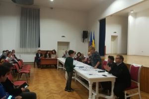 Peste 400 de elevi, la un concurs euroregional de matematică, la Colegiul „Loga” din Timişoara