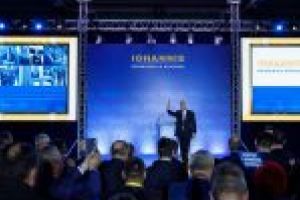 PSD-iştii văd venind cea mai mare înfrângere de după Revoluţie. Iohannis: PSD bagă în disperare pensionarii cu o minciună gogonată