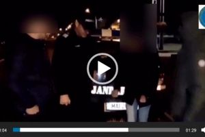 Trei bărbaţi, prinşi cu PARFUMURI de CONTRABANDĂ şi TELEFOANE MOBILE de ULTIMĂ GENERAŢIE (VIDEO)