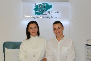 Două surori au renunţat la cariere pentru ca să pună pe picioare singurul salon de înfrumuseţare organic