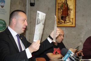 Societatea ACET, certată pentru că distruge străzile Sucevei, la avarii, fără a le mai repara