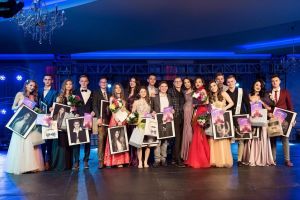 Balul Bobocilor, la Colegiul „Alexandru cel Bun” Gura Humorului