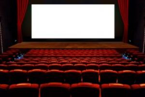 Viata bate filmul: Tineri agresati la un cinema din Baia Mare