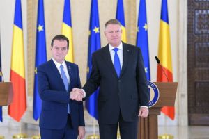 Cabinetul Orban a depus jurământul în faţa preşedintelui: Prima şedinţă în această seară la Palatul Victoria