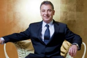 Iniţiatorului proiectului “Roşia Montană” implicat în afaceri ilicite cu mai multe state africane. Cum a ajuns corupţia din Senegal să fie legată de un român