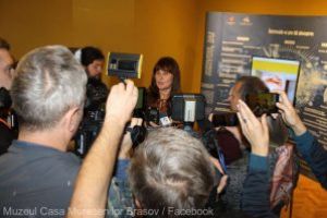 Braşov: Primul asistent muzeal bazat pe inteligenţă artificială, la Muzeul „Casa Mureşenilor”