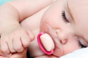 342 de copii parasiti in maternitati si unitati sanitare in 2018, numar in scadere cu 17%