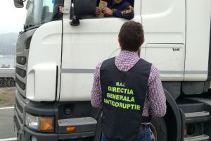 Activităţi de prevenire a corupţiei în cadrul campaniei „Tu poţi face lumină!”