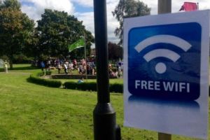 Internet gratuit în 15 locuri publice din Braşov