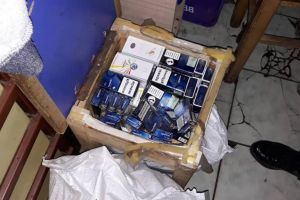 Trei suceveni, reţinuţi pentru contrabandă cu ţigări, în urma unor percheziţii în ...