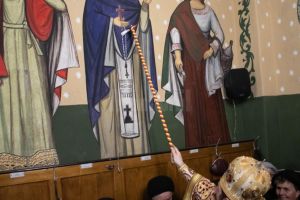 Preasfinţitul Damaschin a sfinţit pictura Bisericii Fălticenii Vechi