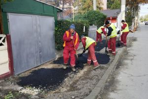 SC Confort Urban SRL continua interventiile pe bulevardul Tomis si in aceasta luna (galerie foto) 