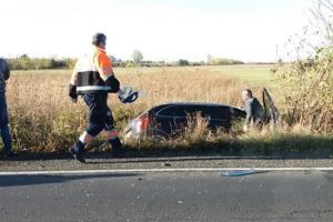 Patru răniţi după ce un şofer a întors peste linia dublă continuă, în Calea Aradului din Timişoara