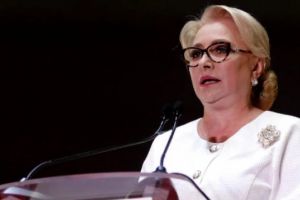 Viorica Dăncilă: „Nu-mi plec capul în faţa acestui preşedinte dictator”