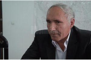 Primarul din Preuteşti, lovit cu pumnul în faţă de un localnic băut şi nemulţumit