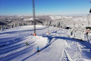 Începe sezonul de schi – Când se dă drumul la distracţie la Arena Platoş