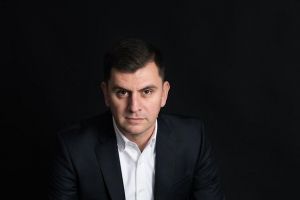 Economia de piaţă din România cu documente din comunism