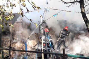 Butelia le-a distrus casa