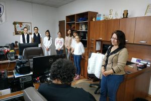 Elevele cercului Redacţie – Presă, de la Palatul Copiilor, au vizitat redacţia ziarului ...