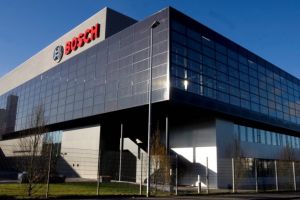 Lovitură de teatru. Grupul german Bosch a decis să nu mai facă fabrica de maşini de spălat de la Simeria.