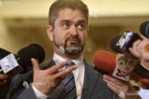 Theodor Paleologu, plin de sarcasm: 'Sondajele USR sunt servite pe post de antidepresive pentru domnul Barna, care e complet prăbuşit'
