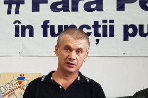Un ambulanţier acuză: PSD-istul Liviu Sabău Popa continuă să fie director la Serviciul de Ambulanţă al Judeţului Bihor, deşi nu are dreptul