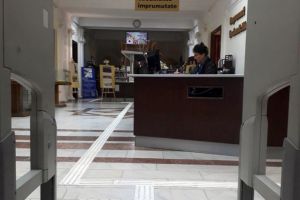 Sprijin pentru persoanele cu deficienţe de auz şi pentru nevăzători