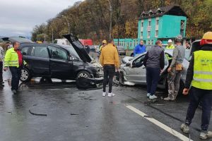 ACCIDENT GRAV în vestul ţării! Un bărbat MORT şi trei persoane RĂNITE