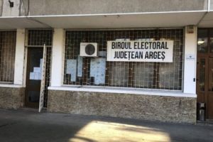 Cine supervizează alegerile în Argeş