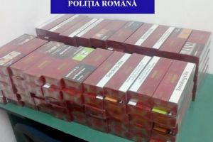 Doi tineri din Bihor au dosar penal după ce au fost prinşi în trafic cu 1.000 de pachete de ţigări de contrabandă