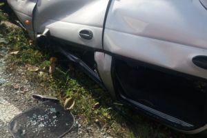 Judetul Tulcea: Un autoturism s-a rasturnat in afara partii carosabile. O persoana a fost ranita
