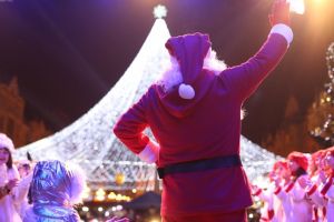 Fii Moş Crăciun pentru copii din Timiş! Scrisori cu dorinţele copiilor aşteaptă să fie deschise